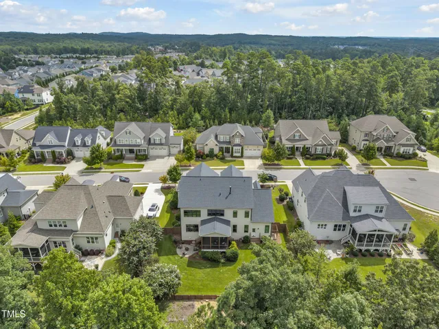 $1,150,000 | 66 Ashwood Drive, Chapel Hill, NC 27516