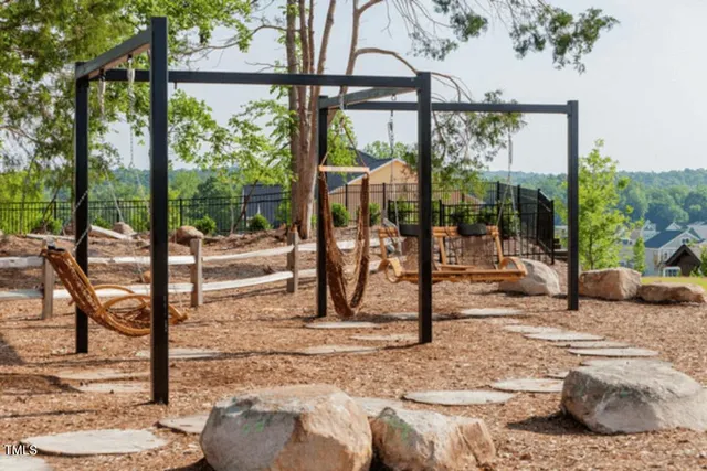 $1,150,000 | 66 Ashwood Drive, Chapel Hill, NC 27516