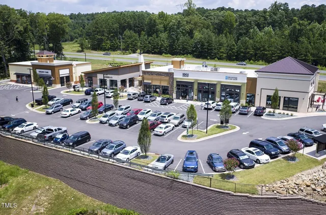 $1,150,000 | 66 Ashwood Drive, Chapel Hill, NC 27516