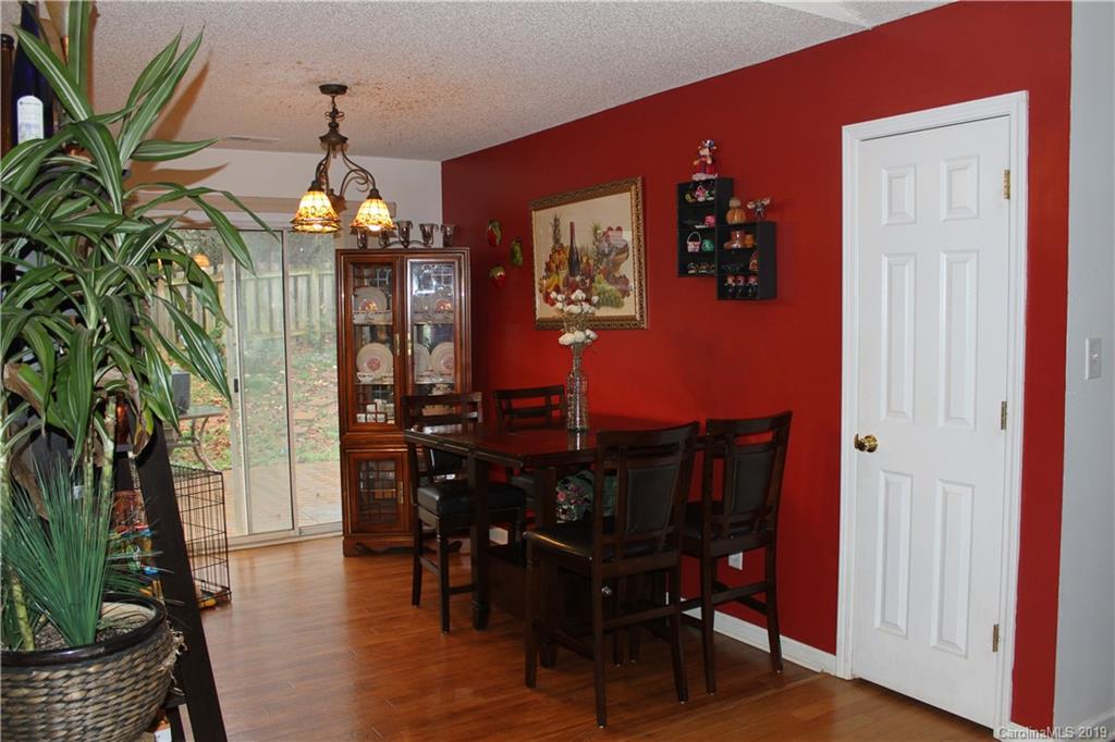 2339 Eargle Road Charlotte, NC 28269 - Photo 8 of 23 Gallery Image 8