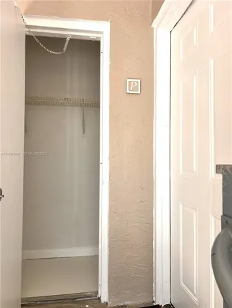 $1,750 | 17500 Northwest 67th Court, Unit P19, Hialeah, FL 33015