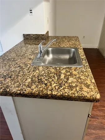 $1,750 | 17500 Northwest 67th Court, Unit P19, Hialeah, FL 33015