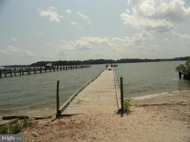 1105 Carrs Wharf Road Edgewater, MD 21037 - Photo 28 of 30 Community