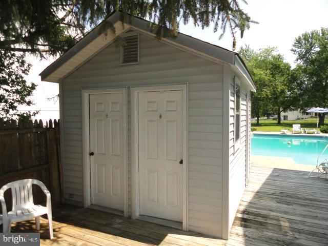 1105 Carrs Wharf Road Edgewater, MD 21037 - Photo 10 of 30 Exterior (Rear)
