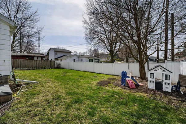 $229,900 | 1213 21st Avenue, Monroe, WI 53566