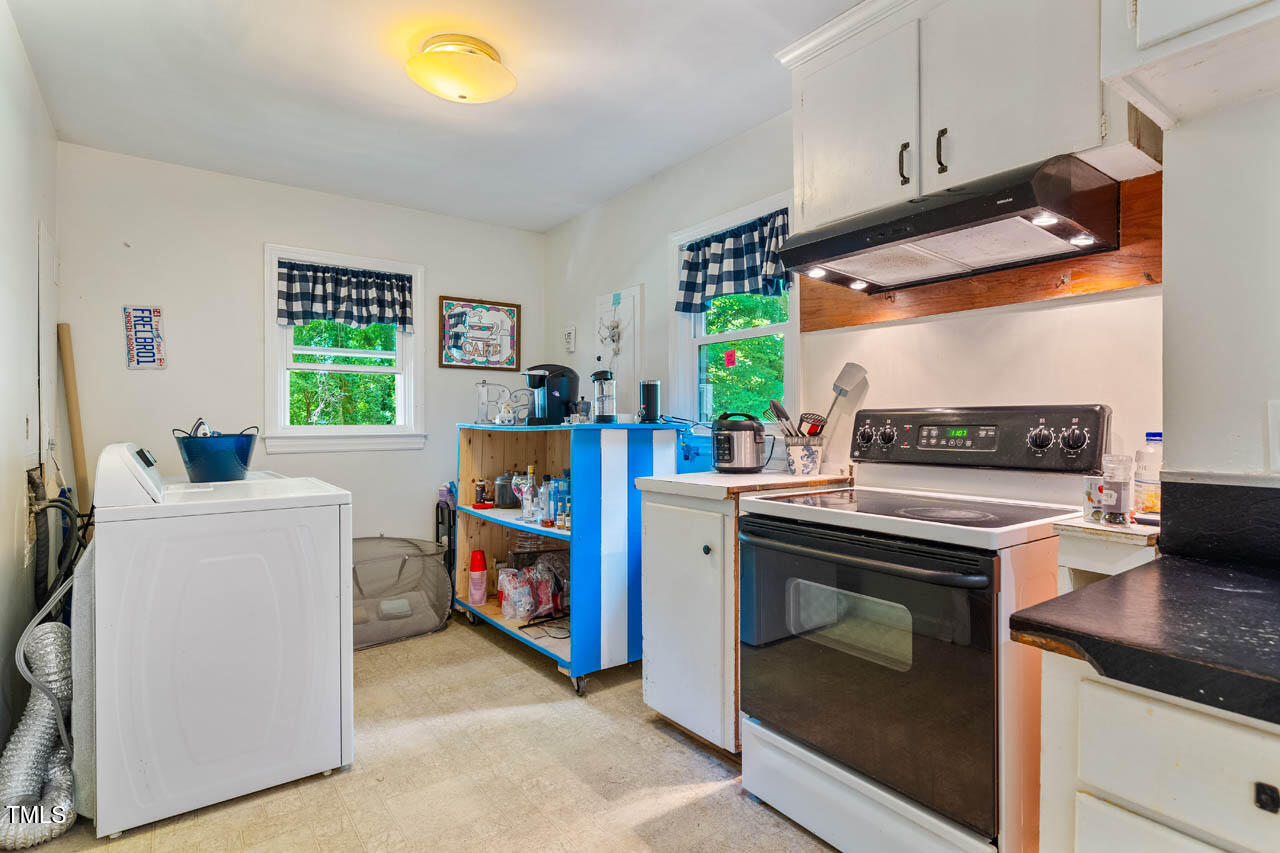 112 Noble Street Chapel Hill, NC 27516 - Photo 14 of 36 112NobleSt-013