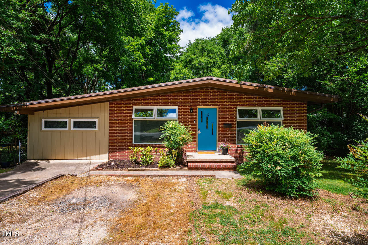 112 Noble Street Chapel Hill, NC 27516 - Photo 27 of 36 112NobleSt-034