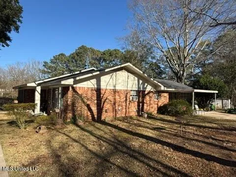 $249,999 | 211 Highway 487, Carthage, MS 39051