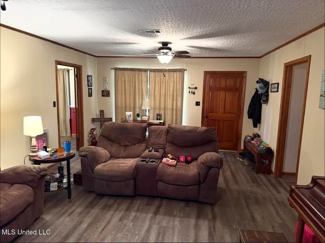 $249,999 | 211 Highway 487, Carthage, MS 39051