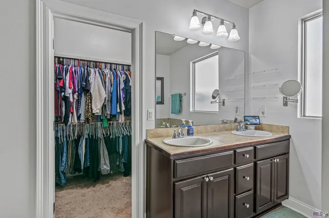 $359,900 | 36451 Dutchtown Gardens Avenue, Geismar, LA 70734