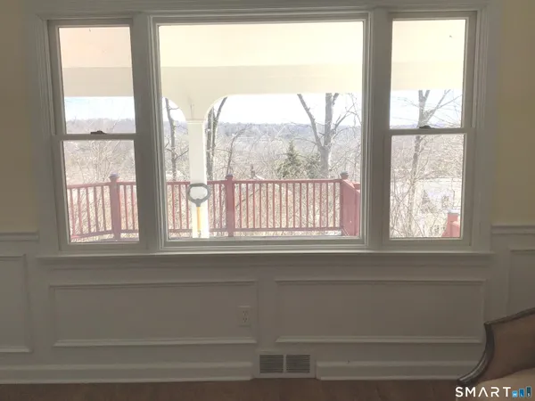 a view of empty room and window