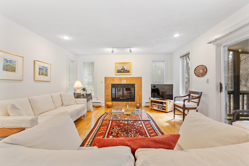 781 Strawberry Hill Road Concord, MA 01742 - Photo 16 of 42
