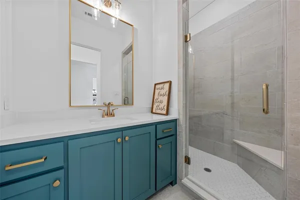 $975,000 | 216 Wycliff Drive, China Spring, TX 76633