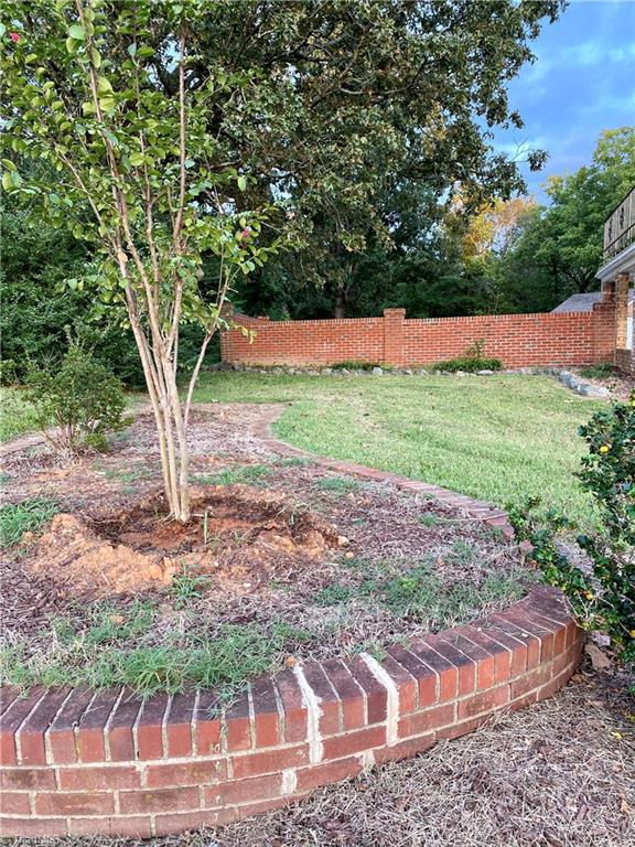 1230 Rauhut Street Burlington, NC 27217 - Photo 3 of 24 Gallery Image 3