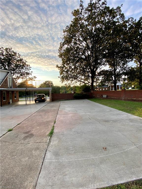 1230 Rauhut Street Burlington, NC 27217 - Photo 6 of 24 Gallery Image 6