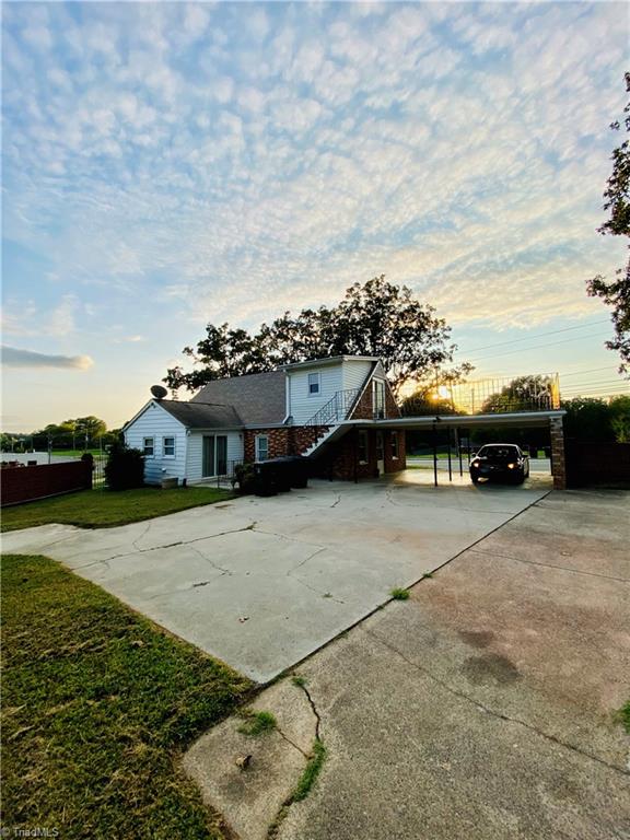1230 Rauhut Street Burlington, NC 27217 - Photo 7 of 24 Gallery Image 7