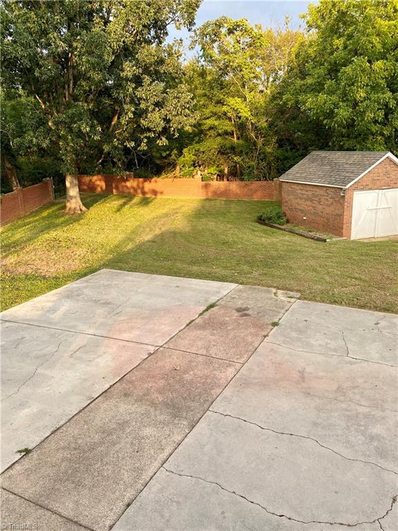 1230 Rauhut Street Burlington, NC 27217 - Photo 10 of 24 Gallery Image 10