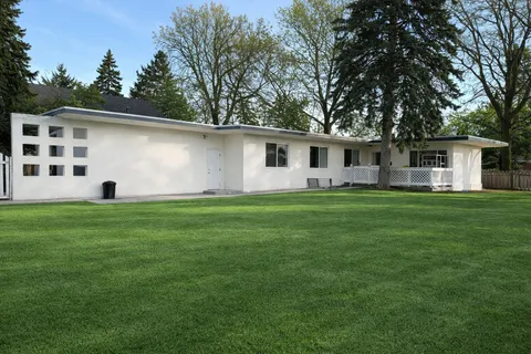 $199,000 | 1645 Grove Avenue, North Chicago, IL 60064