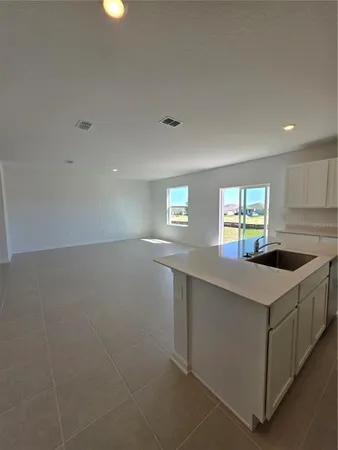 $2,300 | 3382 Alexander Dr Lake, Lake Wales, FL 33853