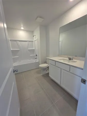$2,300 | 3382 Alexander Dr Lake, Lake Wales, FL 33853