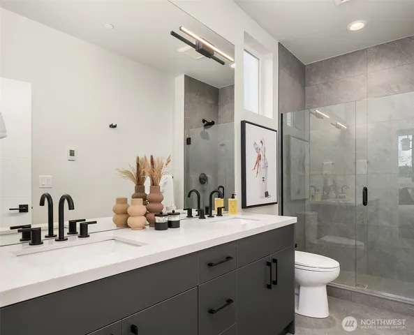 $525,000 | 6712 B Corson Avenue South, Seattle, WA 98108