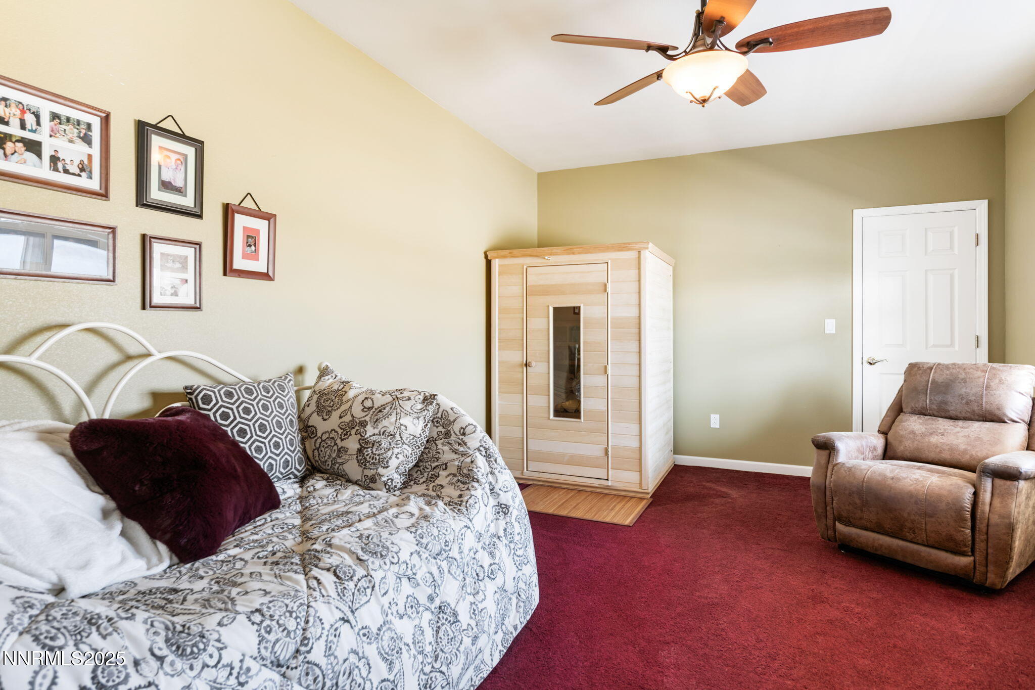 275 Imperial Road Dayton, NV 89403 - Photo 26 of 53 a living room with furniture and a couch