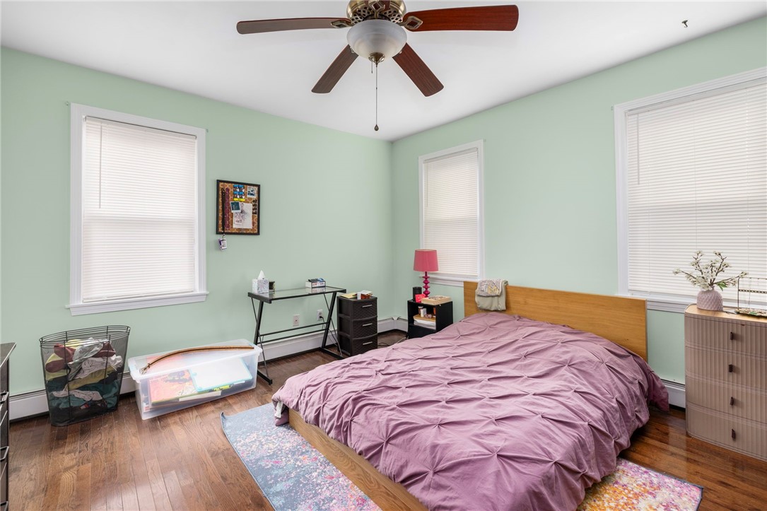 89 Knowles Street Providence, RI 02906 - Photo 23 of 48 1st floor bedroom #1