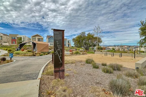 $599,000 | 27405 Journey Place, Unit 305, Valencia, CA 91381