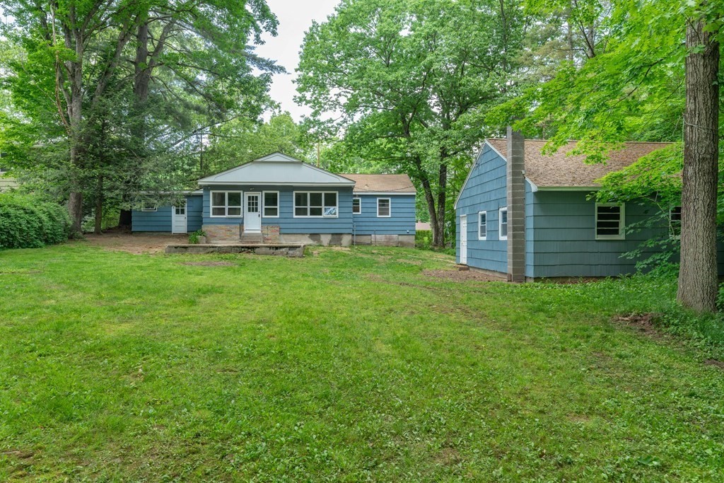 918 Ryan Road Northampton, MA 01062 - Photo 4 of 25