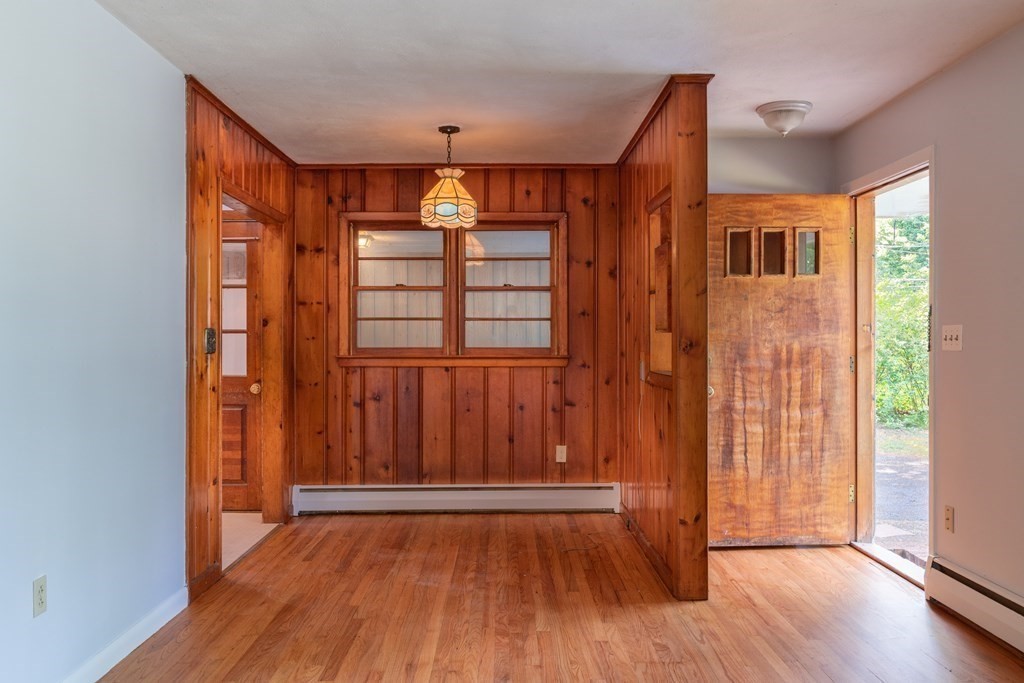 918 Ryan Road Northampton, MA 01062 - Photo 10 of 25