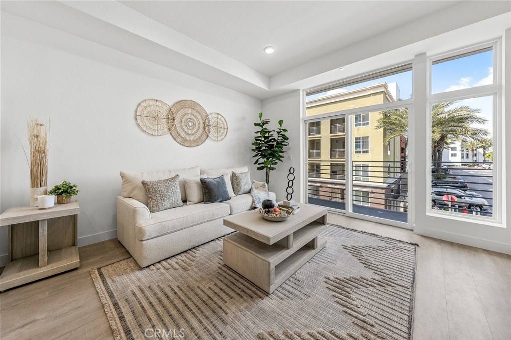 168 South Monterey Street, Unit 211 Alhambra, CA 91801 - Photo 4 of 49