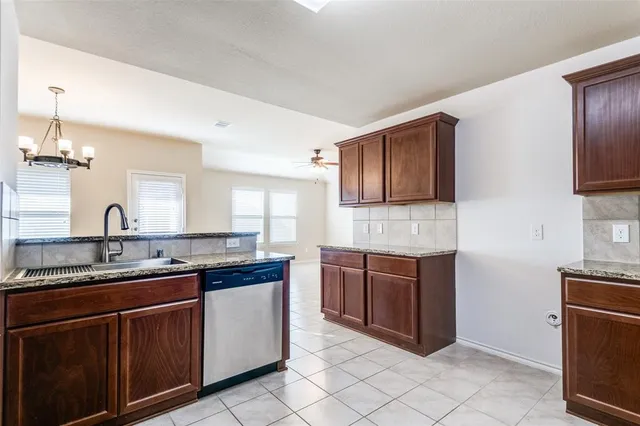 $2,100 | 1056 Decker Drive, Fate, TX 75189