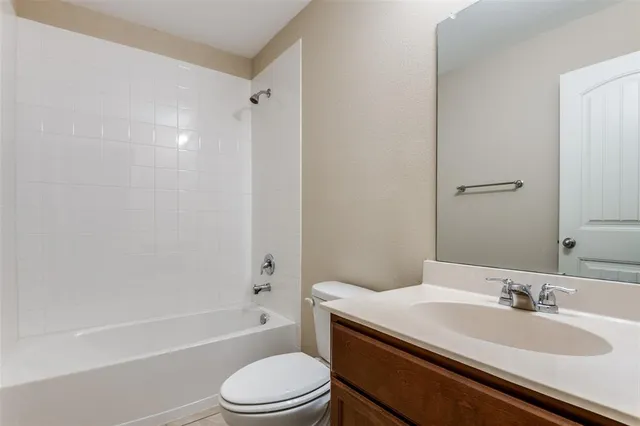 $2,100 | 1056 Decker Drive, Fate, TX 75189