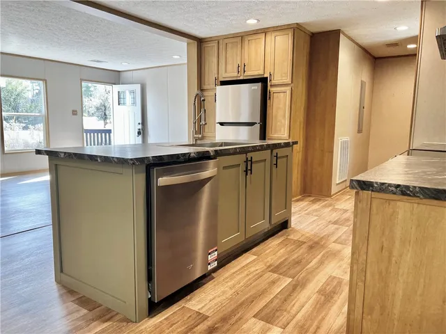 $219,900 | 4840 Us Highway, Folkston, GA 31537