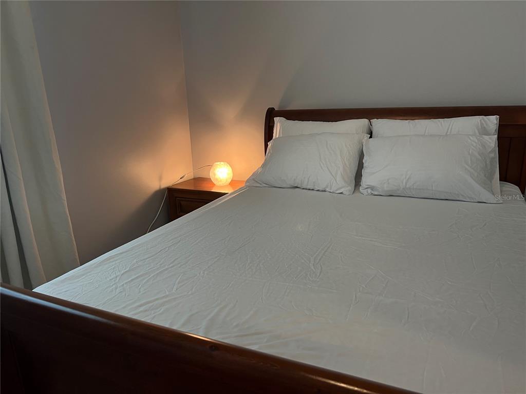 17535 Jadestone Court Venice, FL 34293 - Photo 34 of 92 a close up of a bed