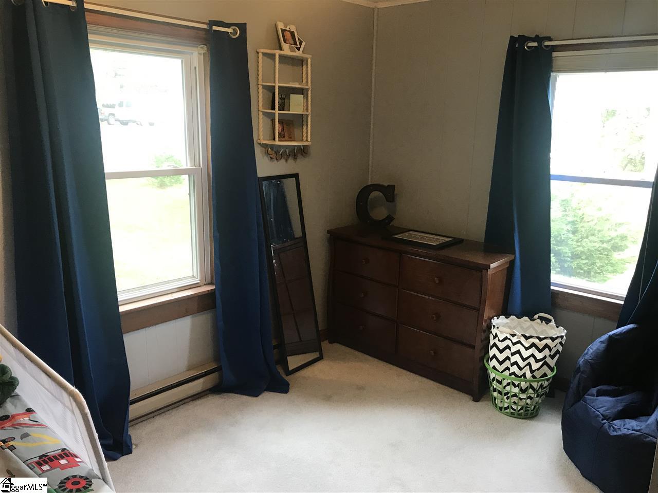 369 Garvin Road Liberty, SC 29657 - Photo 10 of 13