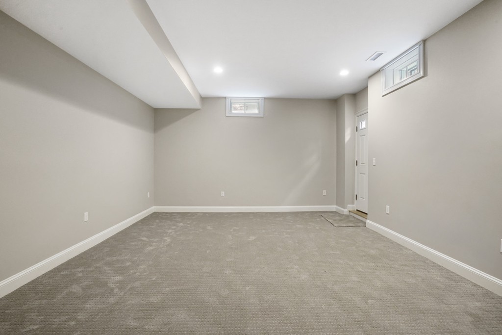 22 Massasoit Road Wellesley, MA 02481 - Photo 28 of 30