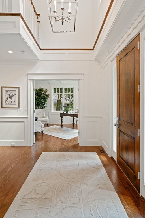 22 Massasoit Road Wellesley, MA 02481 - Photo 3 of 30