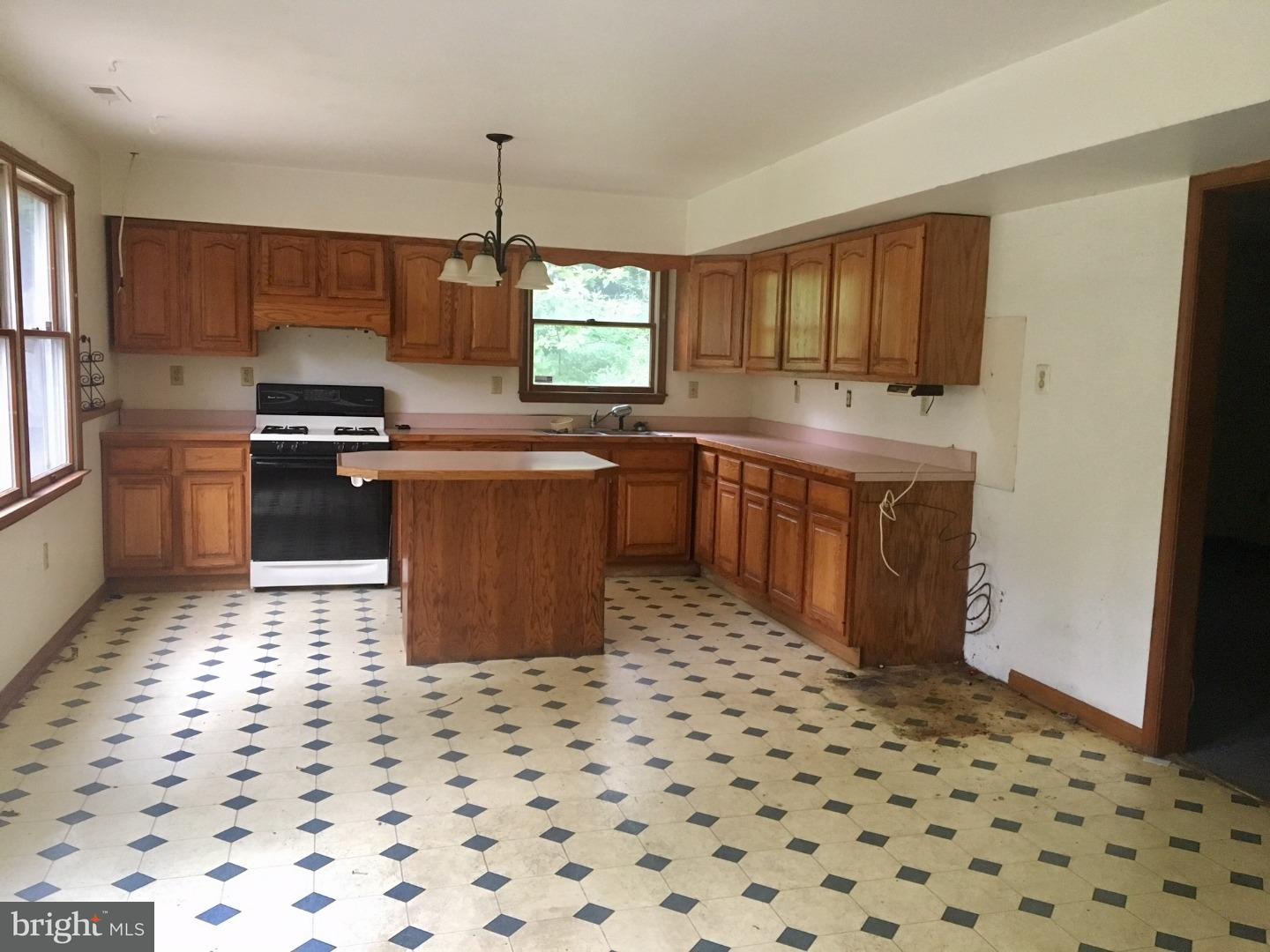 2800 Erial Road Sicklerville, NJ 08081 - Photo 5 of 15