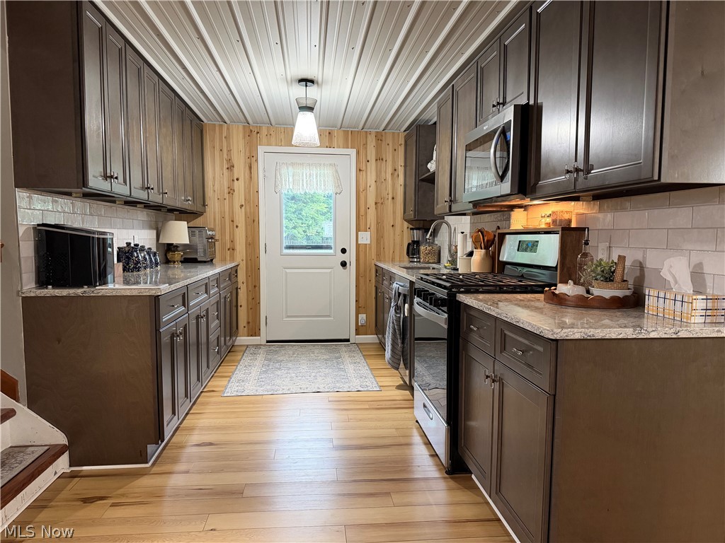 6852 Graham Road Pierpont, OH 44082 - Photo 5 of 45