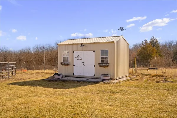 $550,000 | 12809 East 246th Street, Peculiar, MO 64078