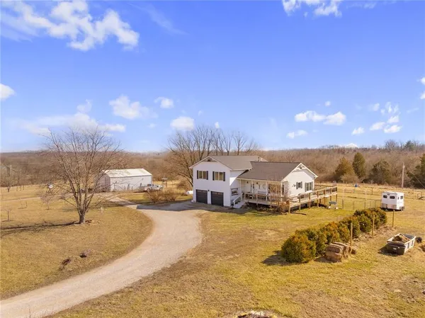 $550,000 | 12809 East 246th Street, Peculiar, MO 64078