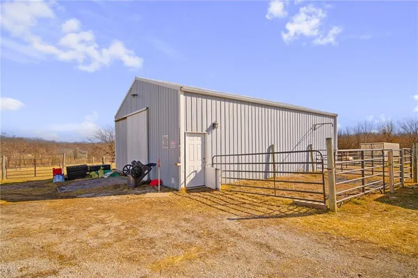 $550,000 | 12809 East 246th Street, Peculiar, MO 64078
