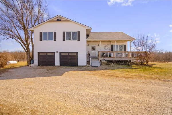 $550,000 | 12809 East 246th Street, Peculiar, MO 64078