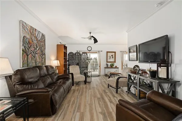 $550,000 | 12809 East 246th Street, Peculiar, MO 64078