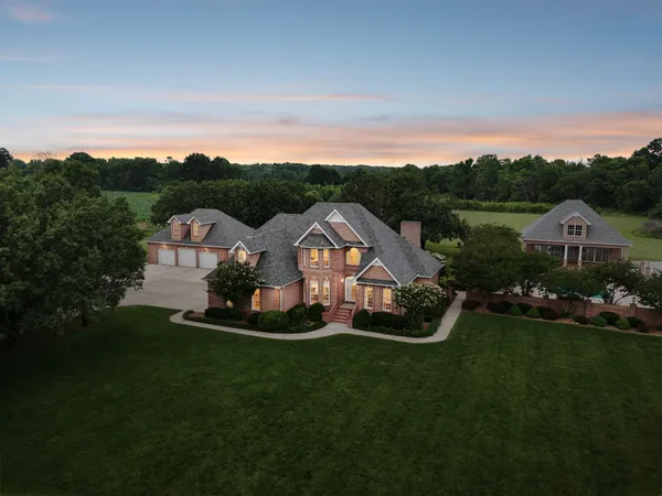 $1,849,999 | 3539 Liberty Road, Winchester, TN 37398