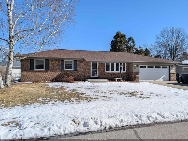 $281,000 | 2314 North Claremont Drive, Janesville, WI 53545