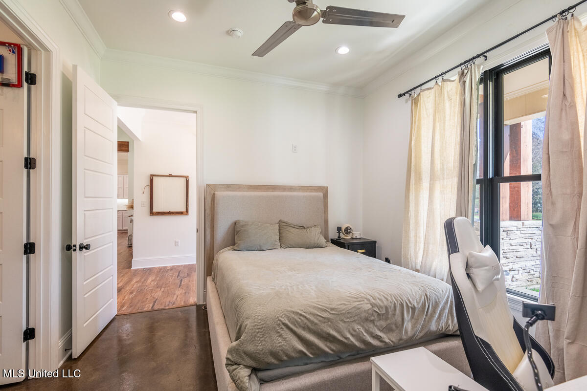 29 Club Drive Natchez, MS 39120 - Photo 16 of 69 29ClubDr_LoRes-23