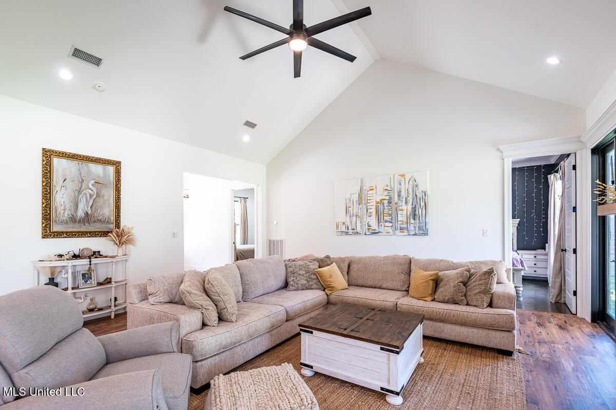 29 Club Drive Natchez, MS 39120 - Photo 27 of 69 29ClubDr_LoRes-42