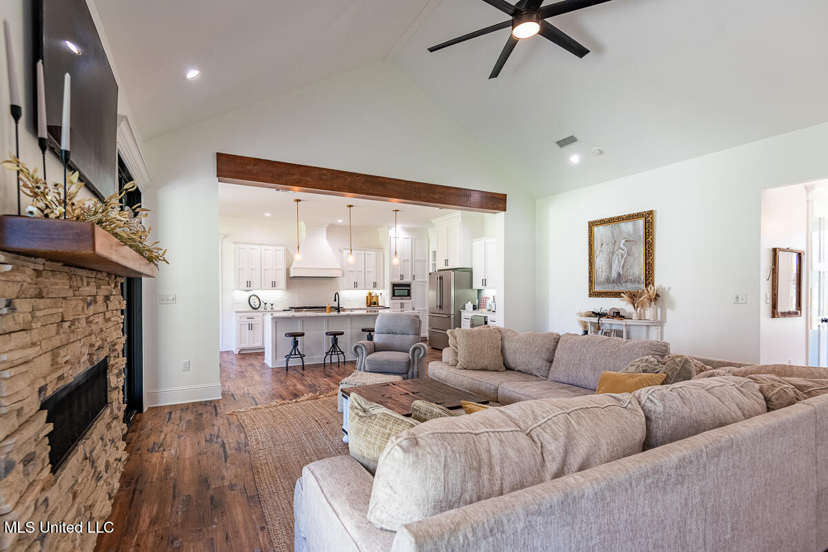 29 Club Drive Natchez, MS 39120 - Photo 30 of 69 29ClubDr_LoRes-38